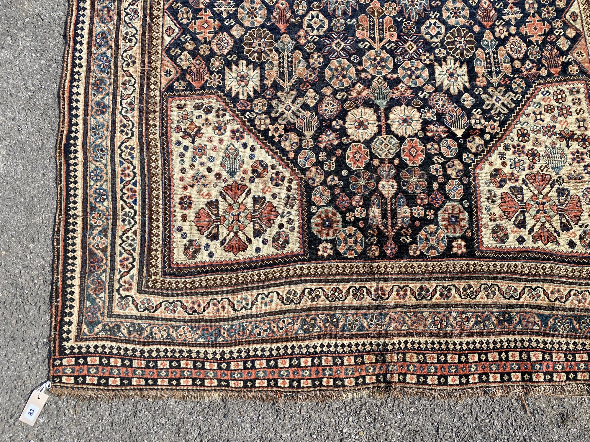 A Shirvan rug, 190 x 150cm